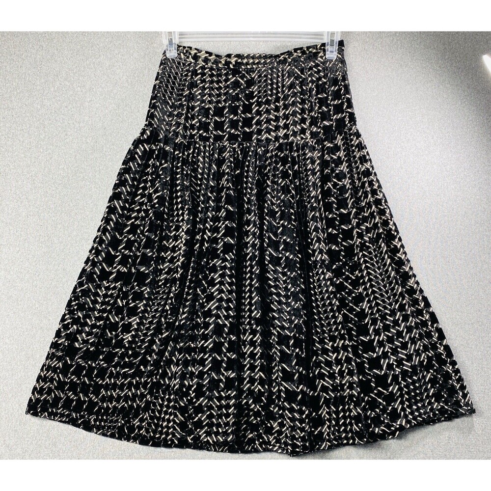 Women Velvet Maxi Skirt Waist 29” Lenght 30” Lined